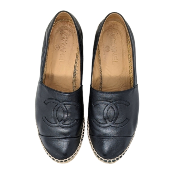 CHANEL espadrille flats loafers interlocking CC logo black leather 39 - Picture 2 of 11